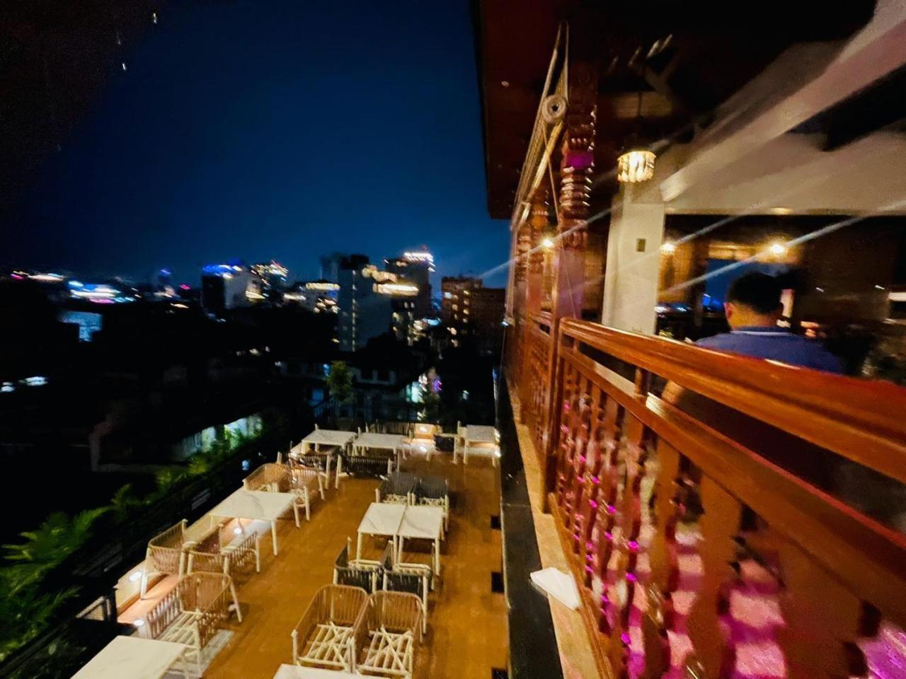 Timber House By Tara Group Hotel Kathmandu Exterior foto